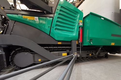 摊铺机履块应用